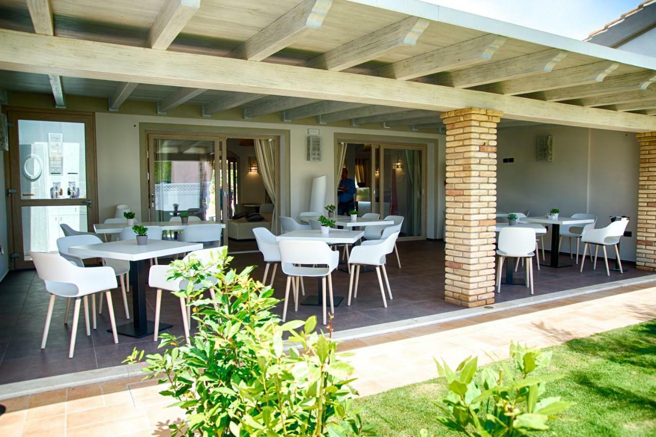 Eliantos Boutique & 4*